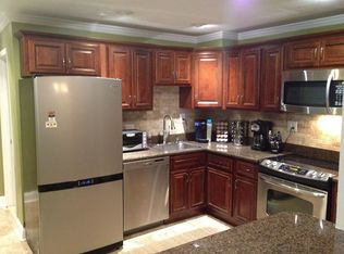 4234 Sideburn Rd, Fairfax, VA 22030