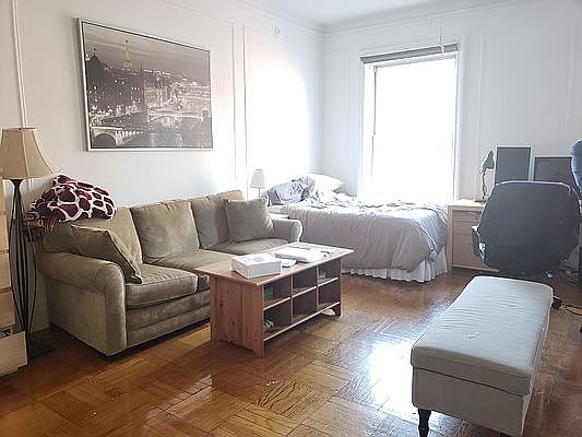 3rd image of 303 W 107th St #2NF