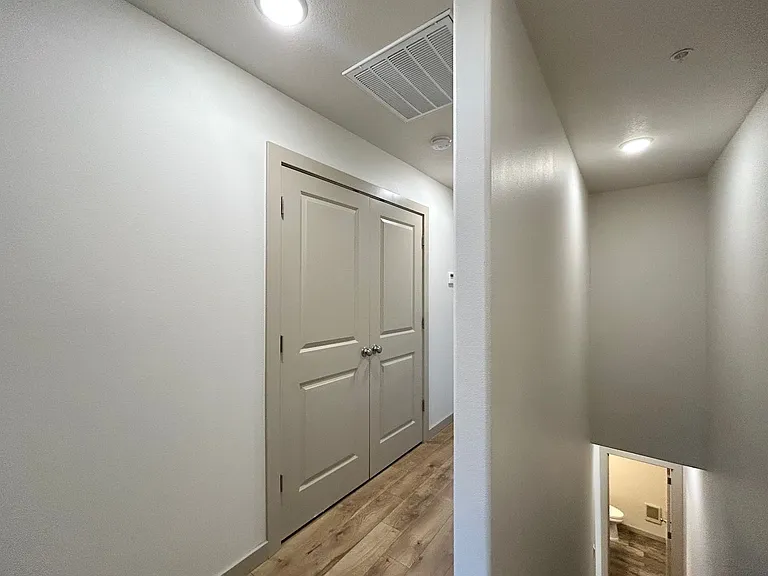 Edy Road Townhomes — Photo 15