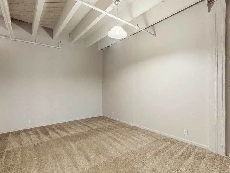 L15 Lofts — Photo 59