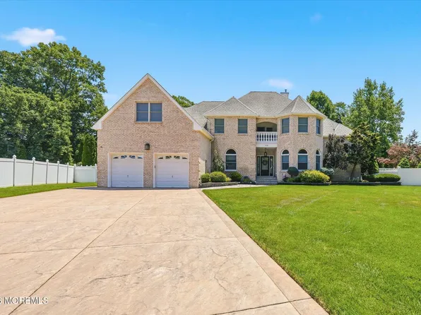 756 Opatut Court, Toms River, NJ 08753