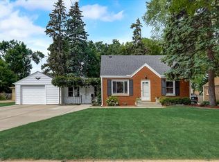 600 E Bolivar Ave, Milwaukee, WI