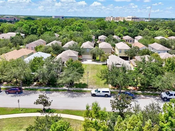 2495 SE Ruskin Dr, Port Saint Lucie, FL 34952