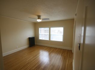 4263 SE Belmont St APT 204, Portland, OR 97215