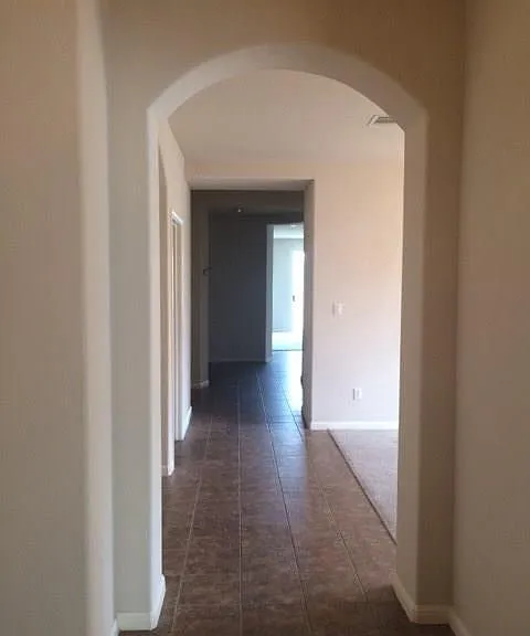 177 Devonshire Dr — Photo 2