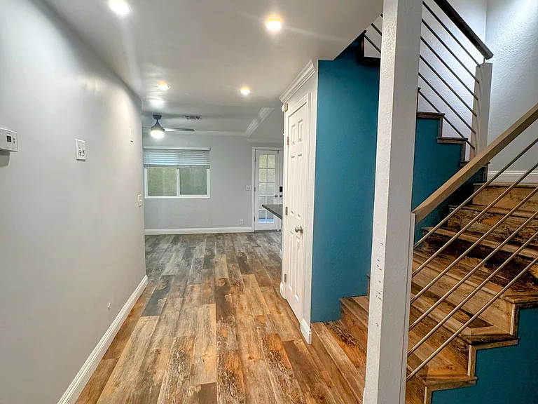 9903 Cedar St #4 — Photo 6