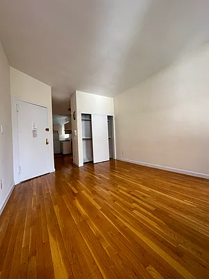 Rented by Bond New York | media 2