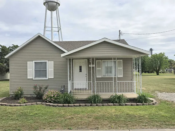 112 3rd St, Gorham, KS 67640