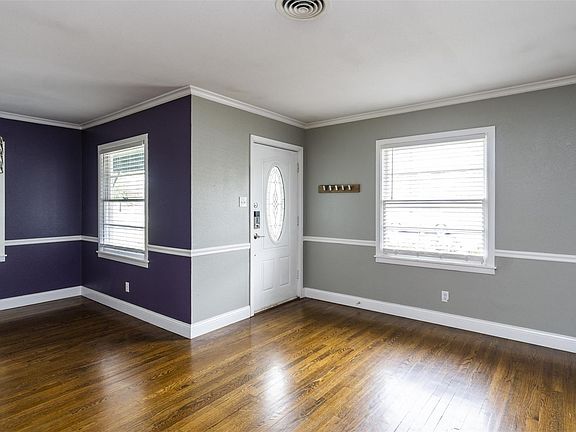 2nd image of 5825 Holloway St