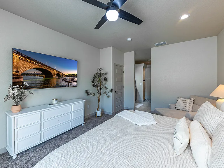 3650 Parkview Dr — Photo 25