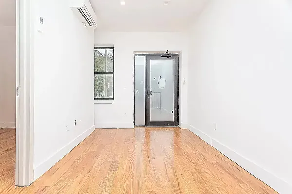 Rented by TorsX Inc | media 10