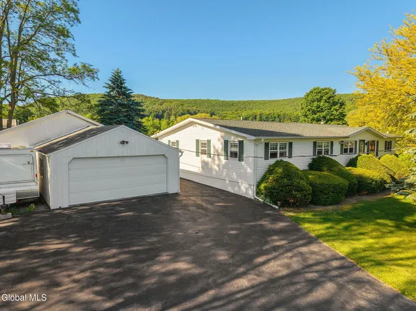246 Ecker Hollow Road, Schoharie, NY 12157
