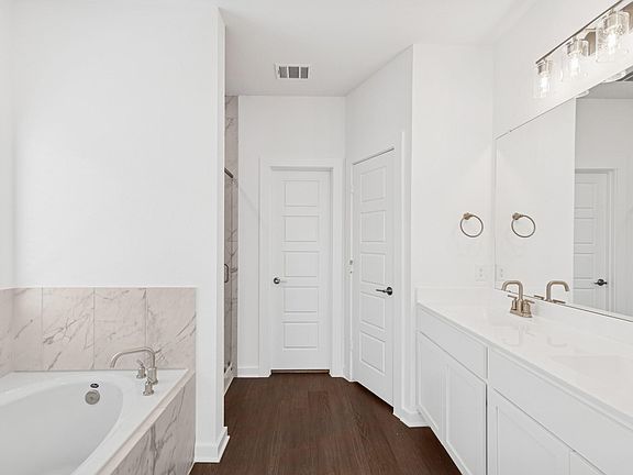 5th image of 32515 Summer Vista Ln