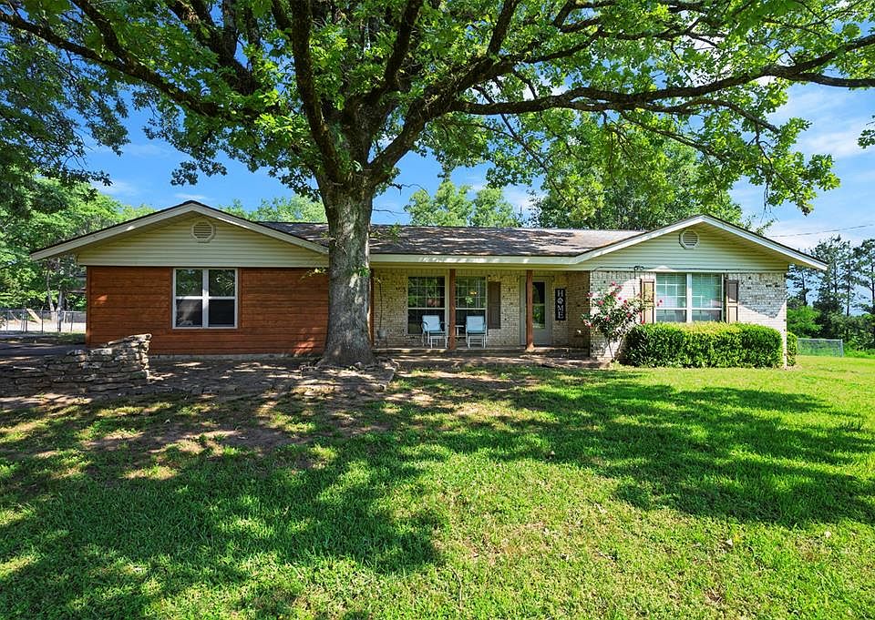 1st image of 555 Skipjack Rd