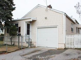 16 Naromake Ave, Norwalk, CT 06854