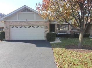 126 Villa Way, Bloomingdale, IL 60108