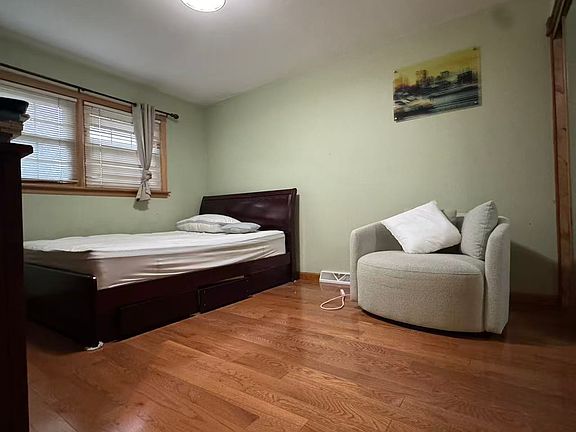 5th image of 16 Freeman Pl Floor 2