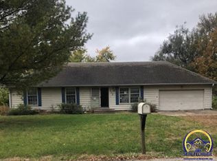 211 S Maple St, Meriden, KS 66512