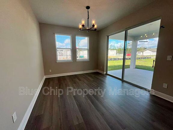 4th image of 1208 Pampus Dr