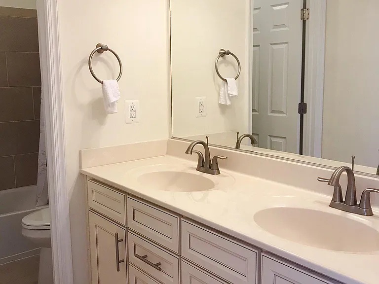 906 Saint Martins Loop — Photo 21