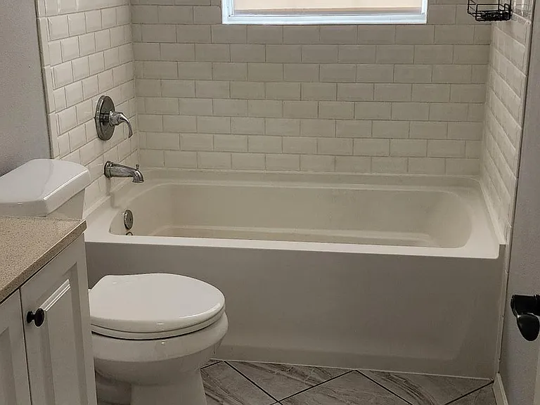 635 Winston St #1 — Photo 12