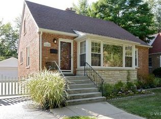 18442 Cowing Ct, Homewood, IL 60430