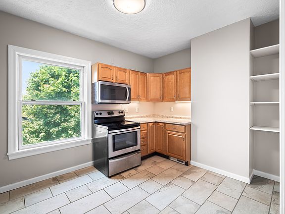 5th image of 6110 W Clinton Ave #2nd