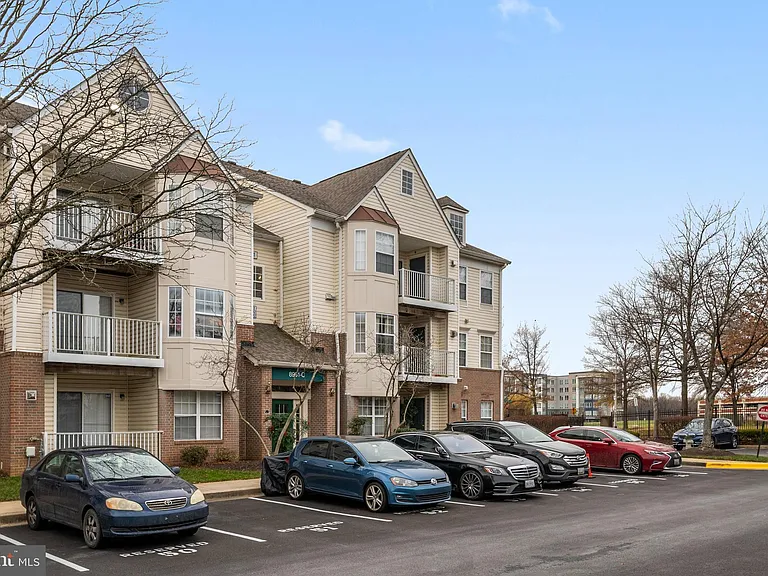8961 Town Center Cir #1-310 — Photo 1