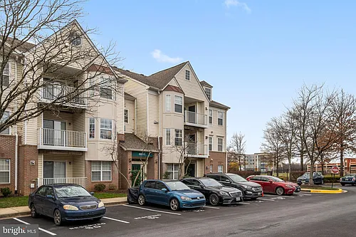 8961 Town Center Cir Photo 1
