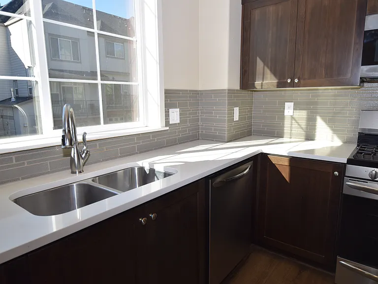 15154 NW Fig Ln — Photo 8