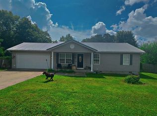 100 Locust St, Richland, MO 65556