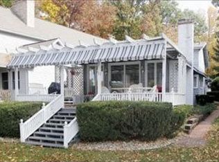 610 E Gull Lake Dr, Augusta, MI 49012