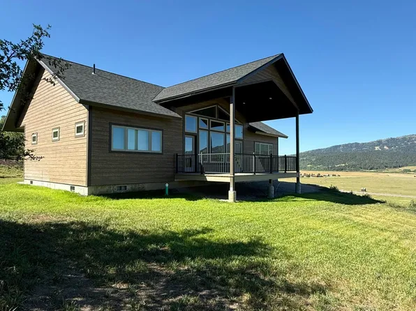604 Falcon Dr, Alpine, WY 83128