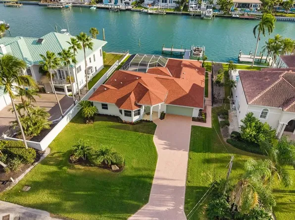 480 Cleveland Dr, Sarasota, FL 34236