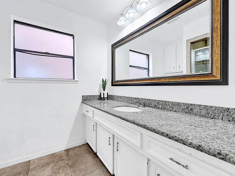 2730 Mesquite Dr — Photo 13