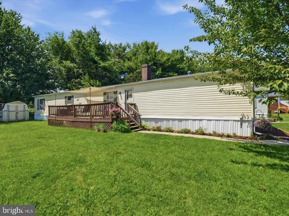 21 Robin Dr, Shippensburg, PA 17257
