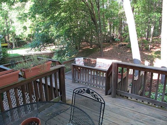 GREAT FOR ENTERTAINING