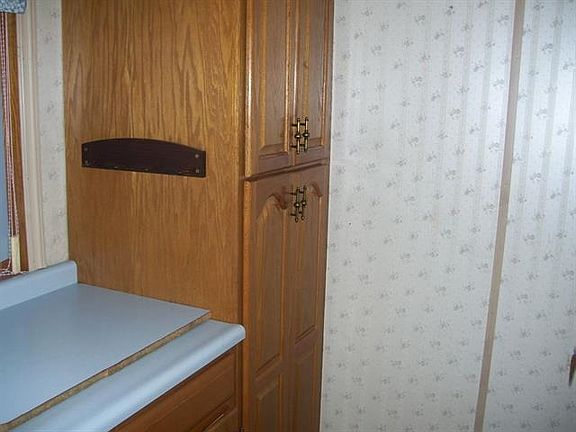 5th image of 914 N Fairmont Ave