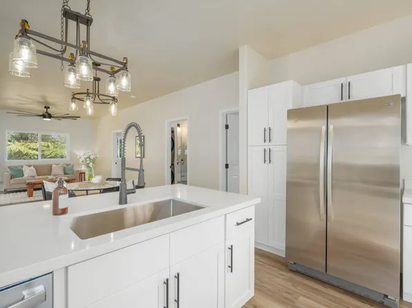 11-1855 Menpachi St, Mountain View, HI 96771