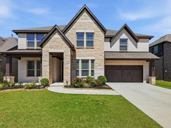 833 Daisy Corner Dr, Aubrey, TX 76227