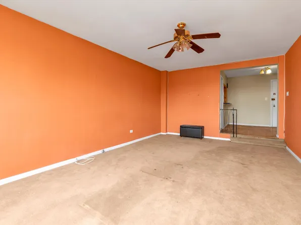 134-54 Maple Avenue image 4 of 15