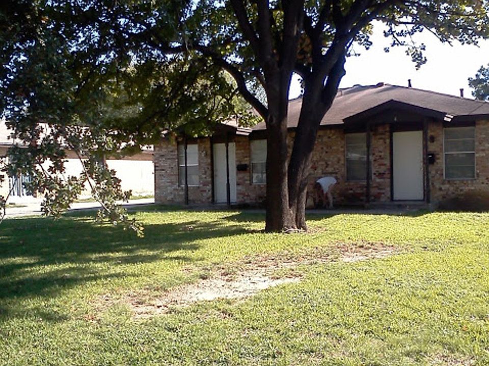 1st image of 1518 W 7th St