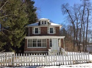 33 Center St, Poughkeepsie, NY 12601