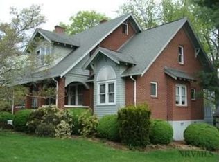 501 8th St, Radford, VA 24141