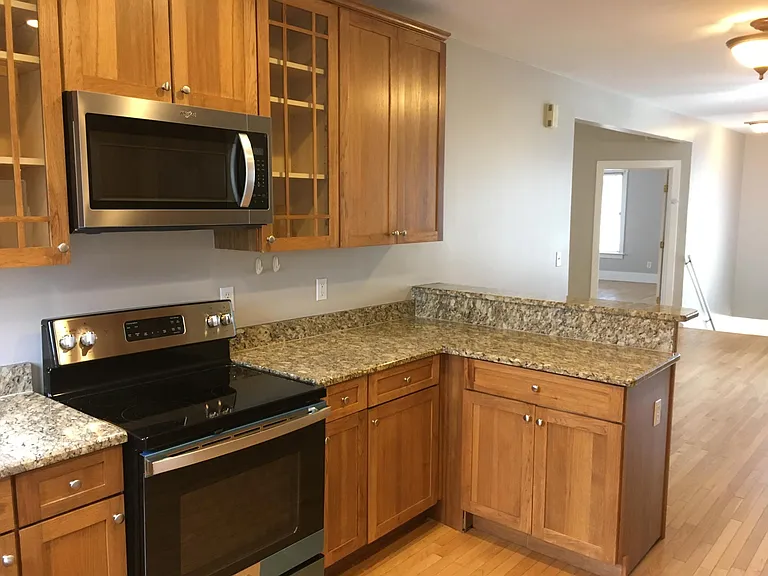 1721 Perry St #1 — Photo 6