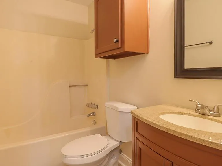 1737 James Buchanan Dr — Photo 6