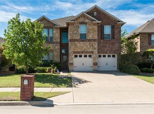 2136 Burnside Dr, Fort Worth, TX 76177