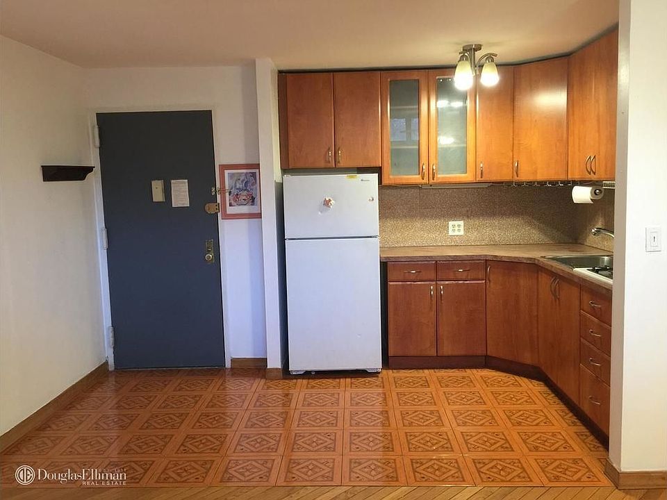 1st image of 175 Zoe St APT 2K