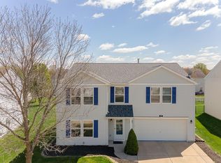 447 Falling Leaf Way, Mascoutah, IL 62258