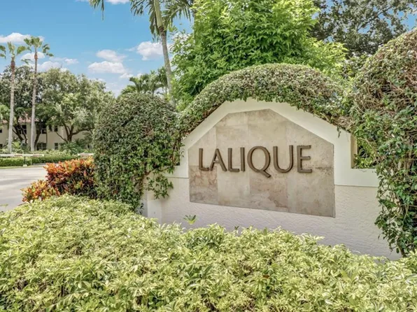 640 Lalique Cir APT 406, Naples, FL 34119